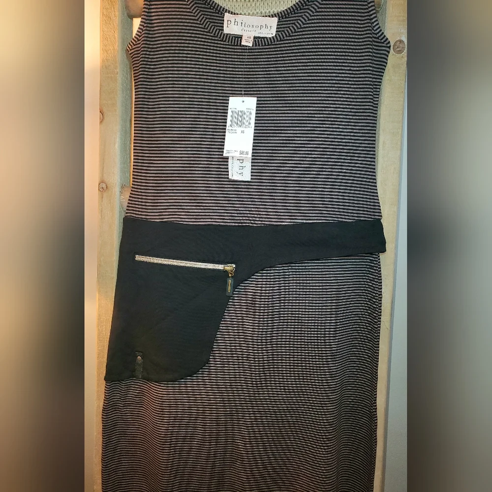 Philosophy Striped Maxi Dress with Black Waist Bag - Picture 4 of 9